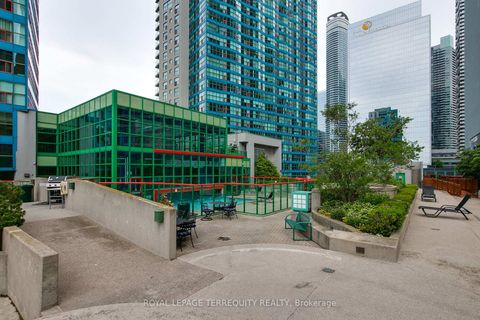 Photo 37 at 2707 - 77 Harbour Square, Waterfront Communities C1, Toronto
