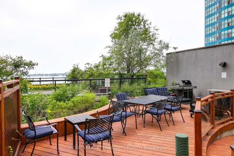 Photo 38 at 2707 - 77 Harbour Square, Waterfront Communities C1, Toronto