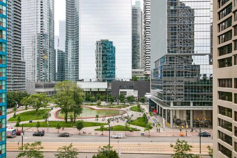 Photo 40 at 2707 - 77 Harbour Square, Waterfront Communities C1, Toronto