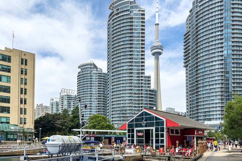 Photo 44 at 2707 - 77 Harbour Square, Waterfront Communities C1, Toronto