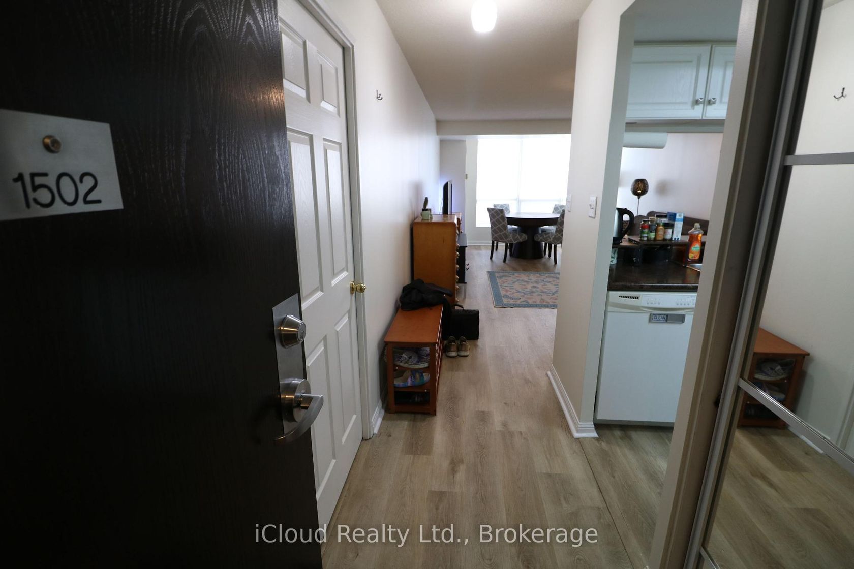 1502 - 101 Subway Crescent, City Centre West, Toronto 