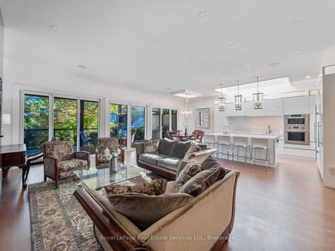 Photo 3 at 36 Anderson Street, CO Central, Oakville
