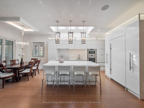 Photo 7 at 36 Anderson Street, CO Central, Oakville