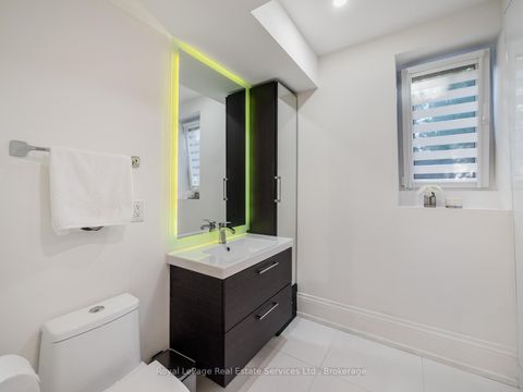 Photo 39 at 36 Anderson Street, CO Central, Oakville