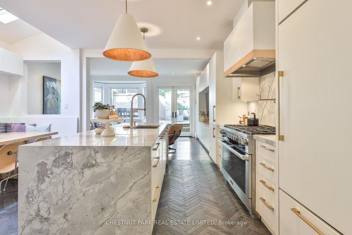 Photo 8 at 56 Spruce Street, South St. James Town, Toronto