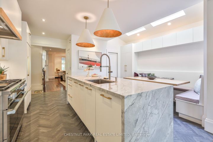 Photo 12 at 56 Spruce Street, South St. James Town, Toronto