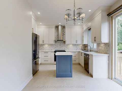 Photo 12 at 27 Morisot Avenue, Patterson, Vaughan