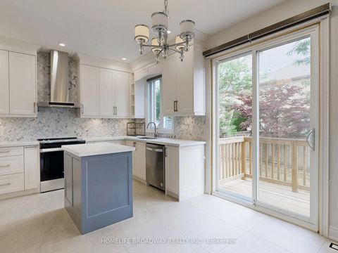 Photo 13 at 27 Morisot Avenue, Patterson, Vaughan
