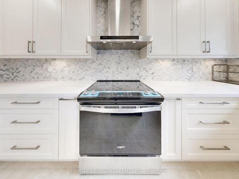 Photo 17 at 27 Morisot Avenue, Patterson, Vaughan Photo 17 at 27 Morisot Avenue, Patterson, Vaughan