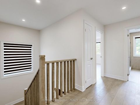 Photo 22 at 27 Morisot Avenue, Patterson, Vaughan