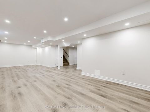 Photo 44 at 27 Morisot Avenue, Patterson, Vaughan