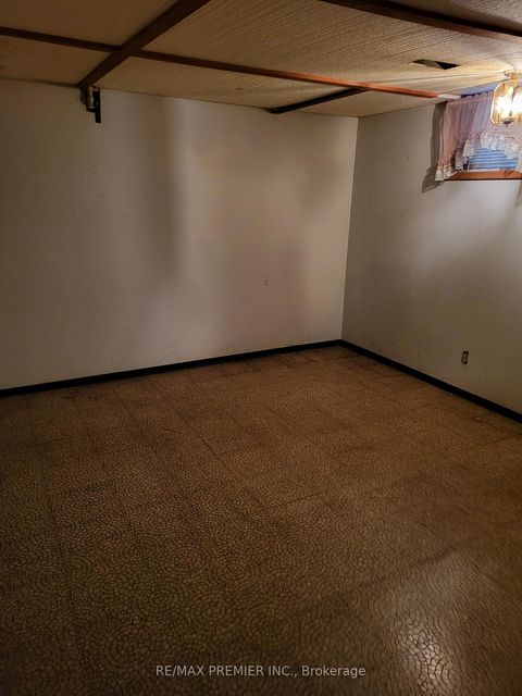 Photo 19 at 53 Rosefair Crescent, Clairville, Toronto
