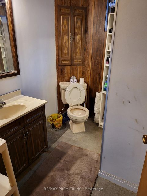 Photo 20 at 53 Rosefair Crescent, Clairville, Toronto