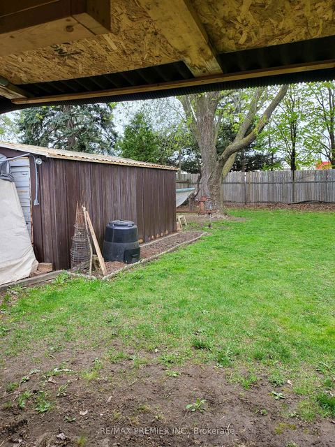 Photo 22 at 53 Rosefair Crescent, Clairville, Toronto