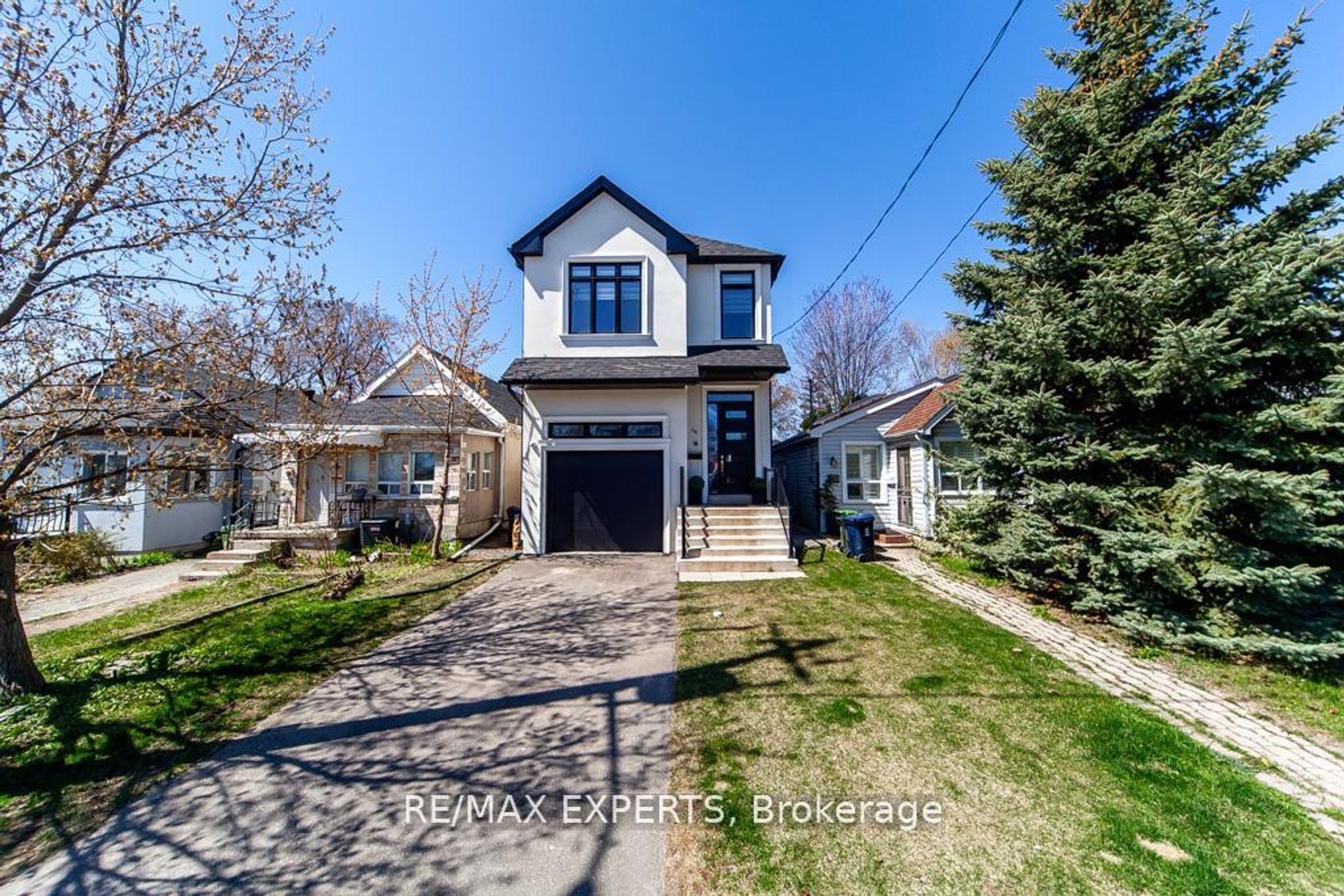 68 Twenty Fourth Street, Long Branch, Toronto 