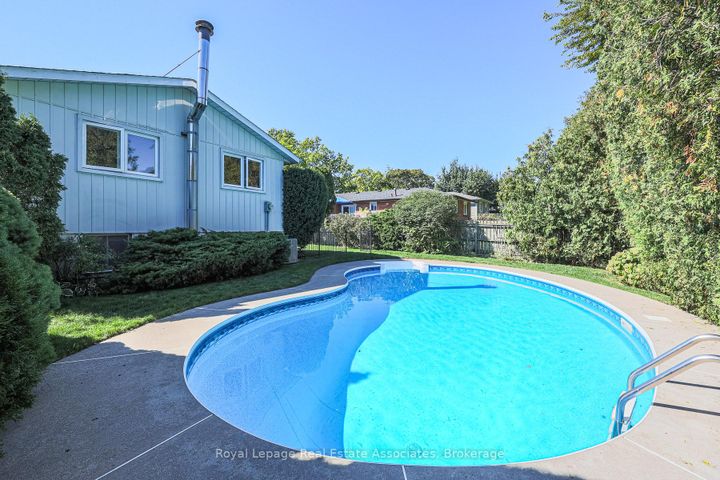 Photo 34 at 958 Fletcher Valley Crescent, Clarkson, Mississauga