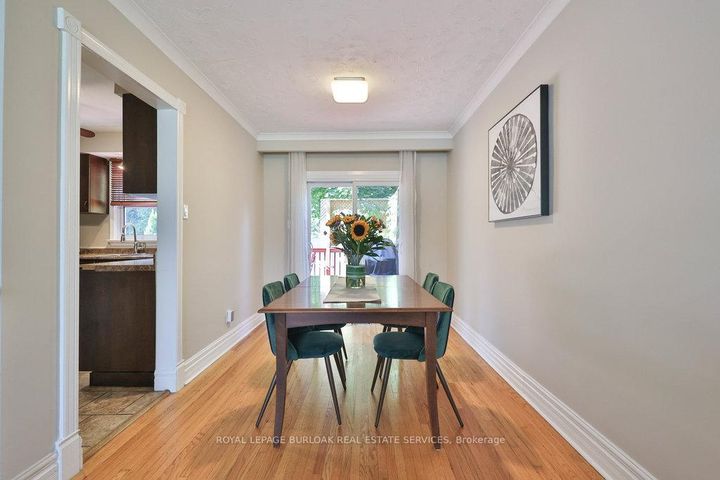 Photo 10 at 2295 Wiseman Court, Clarkson, Mississauga