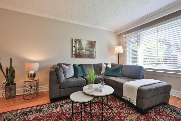 Photo 13 at 2295 Wiseman Court, Clarkson, Mississauga