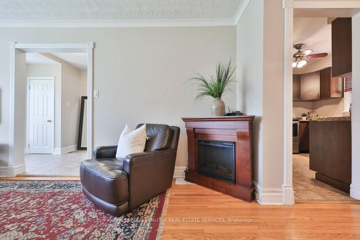 Photo 16 at 2295 Wiseman Court, Clarkson, Mississauga