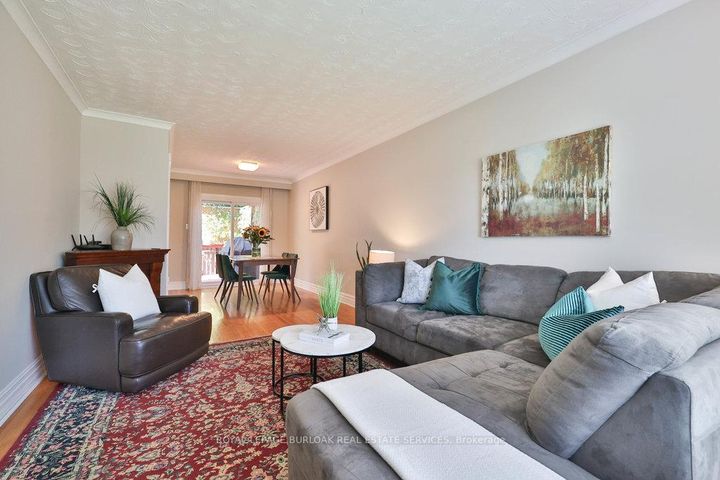 Photo 17 at 2295 Wiseman Court, Clarkson, Mississauga