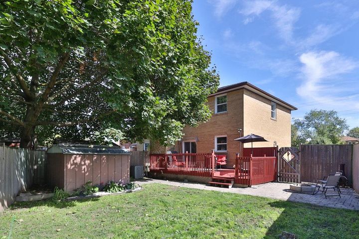 Photo 38 at 2295 Wiseman Court, Clarkson, Mississauga
