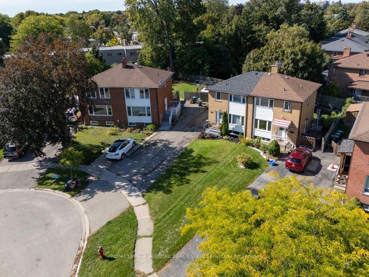 Photo 41 at 2295 Wiseman Court, Clarkson, Mississauga
