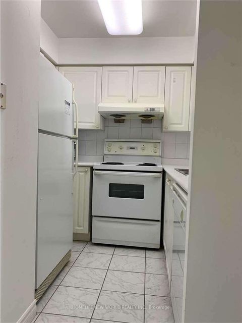 Photo 6 at 606 - 3088 Kennedy Road, Steeles, Toronto