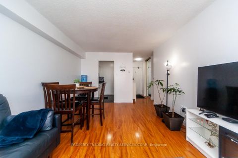 Photo 7 at 402 - 50 Lotherton Pathway, Glen Park, Toronto