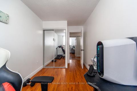 Photo 20 at 402 - 50 Lotherton Pathway, Glen Park, Toronto