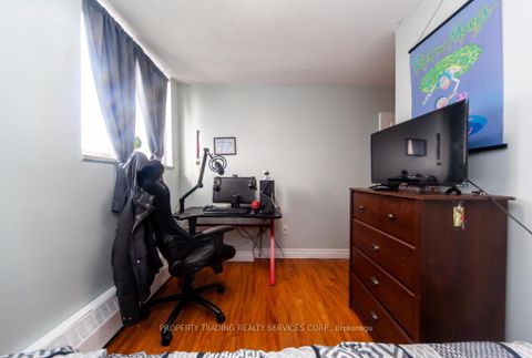 Photo 27 at 402 - 50 Lotherton Pathway, Glen Park, Toronto
