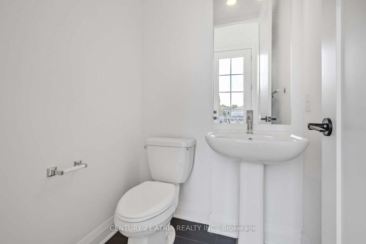 Photo 20 at 85 ALTON Crescent, Uplands, Vaughan