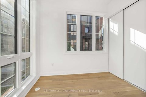 Photo 2 at 85 ALTON Crescent, Uplands, Vaughan