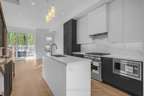 Photo 4 at 85 ALTON Crescent, Uplands, Vaughan