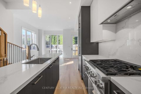 Photo 5 at 85 ALTON Crescent, Uplands, Vaughan