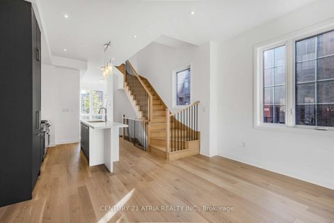 Photo 10 at 85 ALTON Crescent, Uplands, Vaughan