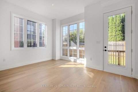 Photo 16 at 85 ALTON Crescent, Uplands, Vaughan