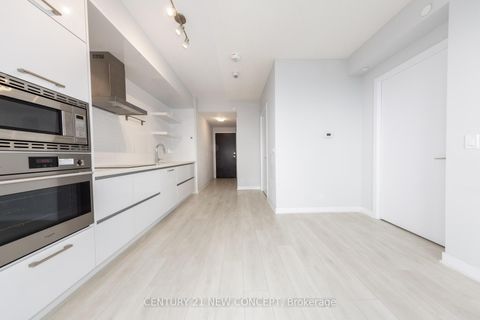 Photo 10 at 3906 - 2221 Yonge Street, Mount Pleasant West, Toronto