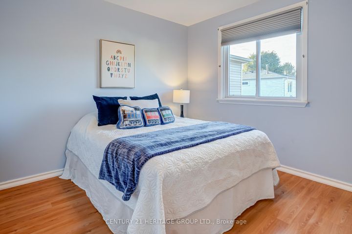 Photo 17 at 729 Beman Drive, Leslie Valley, Newmarket