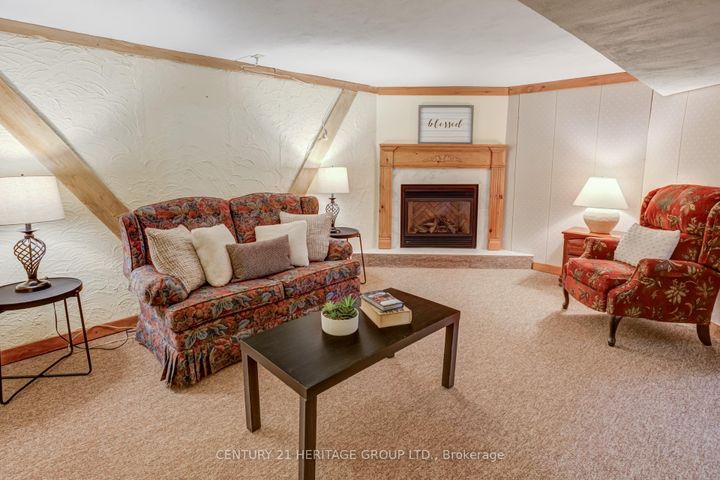 Photo 19 at 729 Beman Drive, Leslie Valley, Newmarket