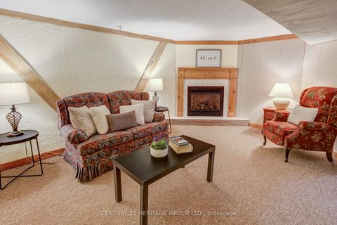 Photo 19 at 729 Beman Drive, Leslie Valley, Newmarket