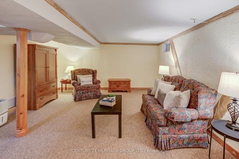 Photo 20 at 729 Beman Drive, Leslie Valley, Newmarket