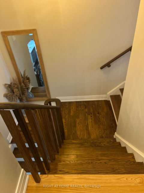 Photo 6 at 26 Bluewater Trail N, Vellore Village, Vaughan