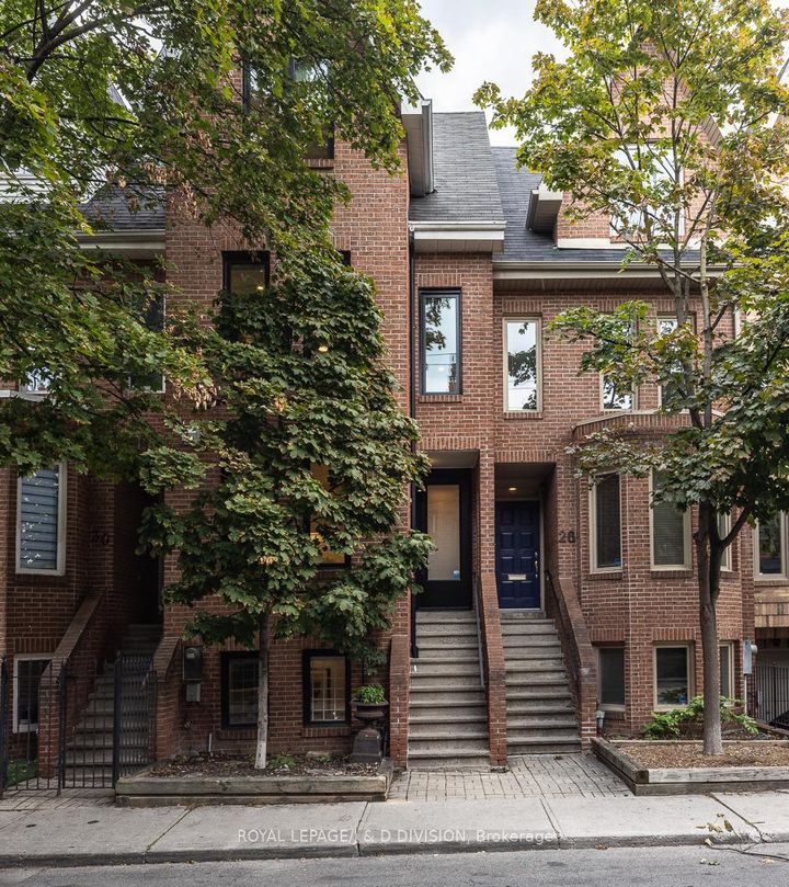 Photo 2 at 28 Alcorn Avenue, St. Clair, Toronto