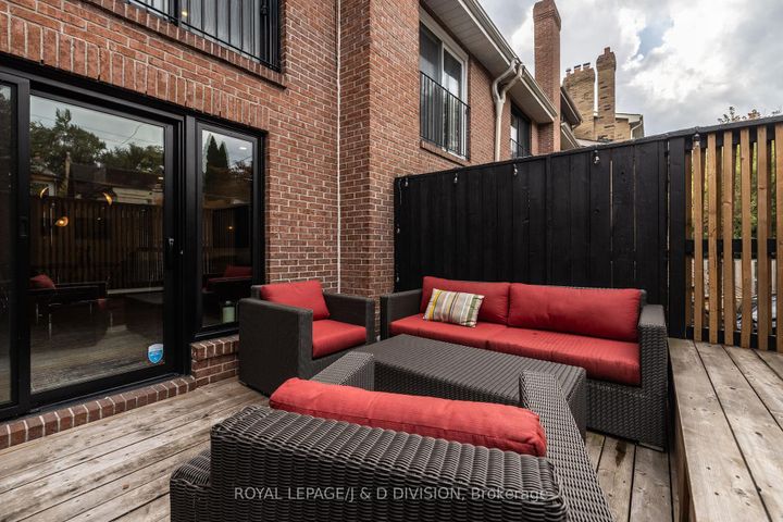 Photo 10 at 28 Alcorn Avenue, St. Clair, Toronto