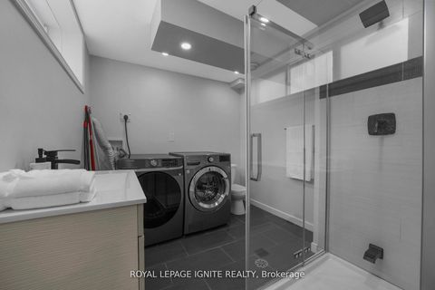 Photo 33 at 47 Deerfield Road, Bendale, Toronto