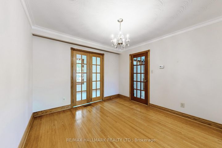 Photo 9 at 38 Courton Drive, Maryvale, Toronto