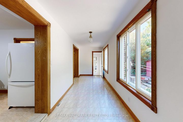 Photo 10 at 38 Courton Drive, Maryvale, Toronto