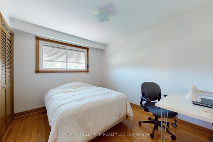 Photo 24 at 38 Courton Drive, Maryvale, Toronto
