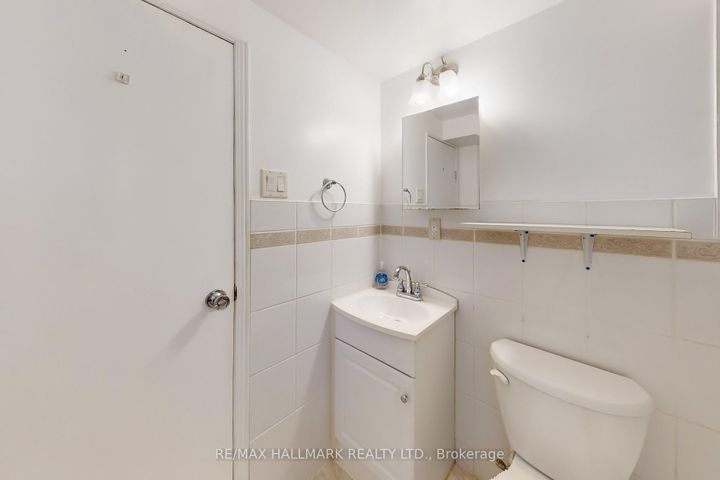Photo 32 at 38 Courton Drive, Maryvale, Toronto