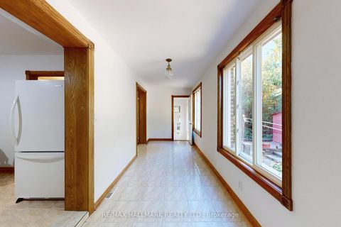 Photo 10 at 38 Courton Drive, Maryvale, Toronto
